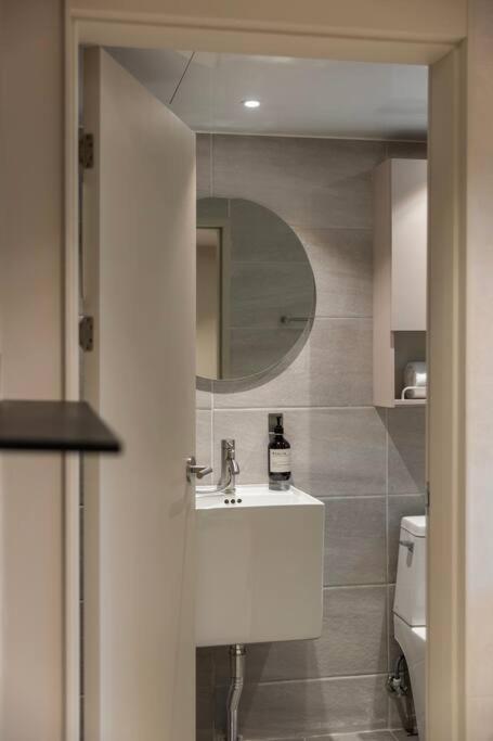 Breezy Gwanghui Essay Apartment Seoul