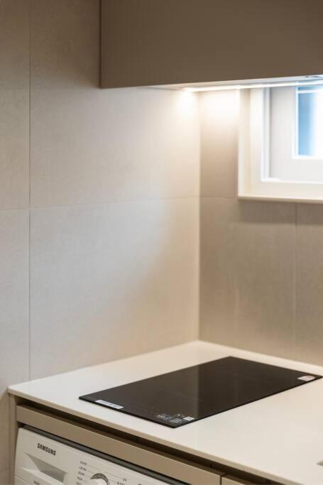Breezy Gwanghui Essay Apartment