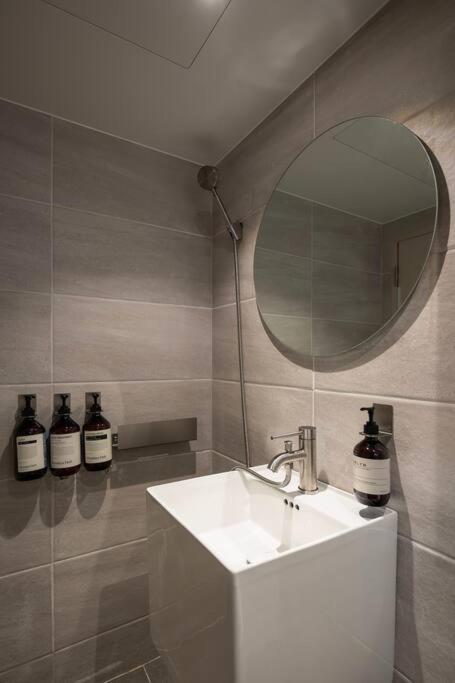 Apartment Breezy Gwanghui Essay Seoul