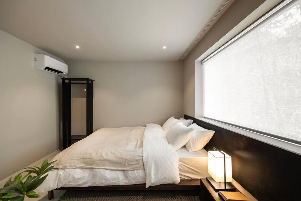 Breezy Gwanghui Essay Apartment Seoul